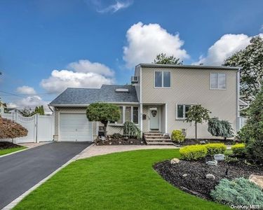 9 Shawnee Drive, Massapequa, NY, 11758