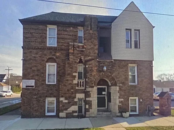 7542 Manor St, Dearborn, MI 48126
