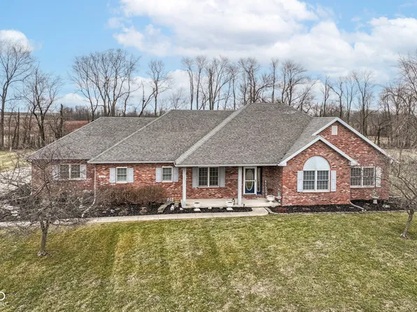 1624 W Country Manor Ln, Anderson, IN 46013