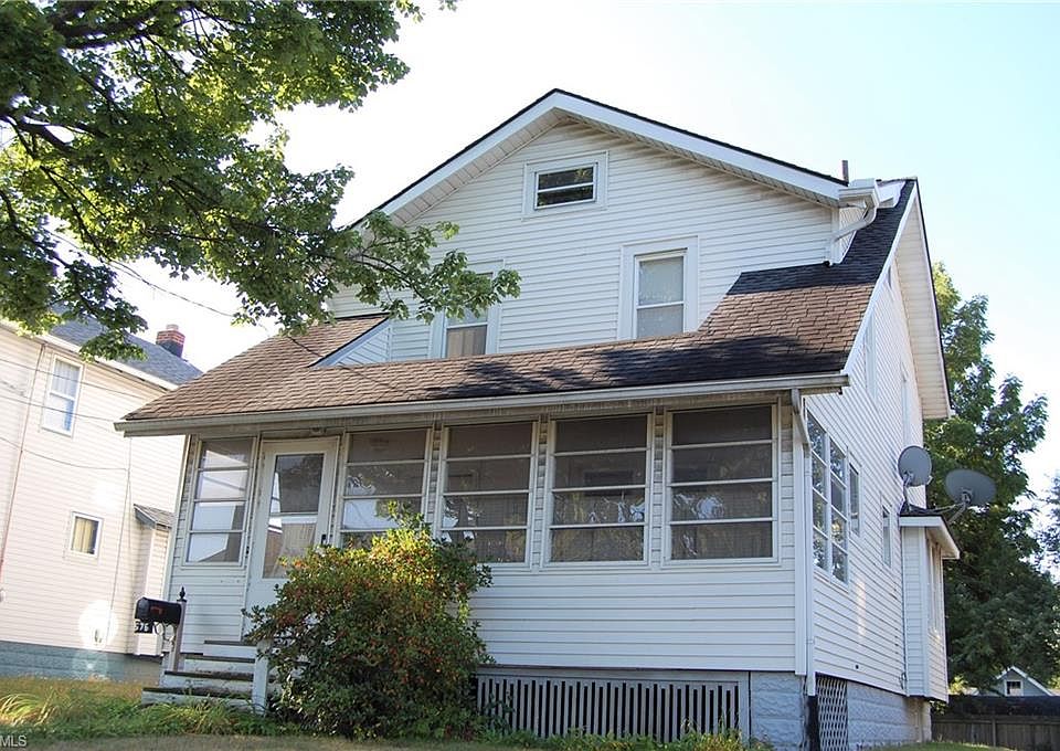 1st image of 576 E Archwood Ave