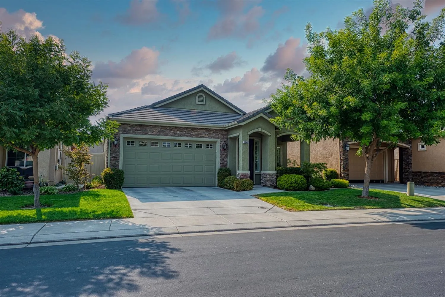 2541 Sea Lion Way photo 1