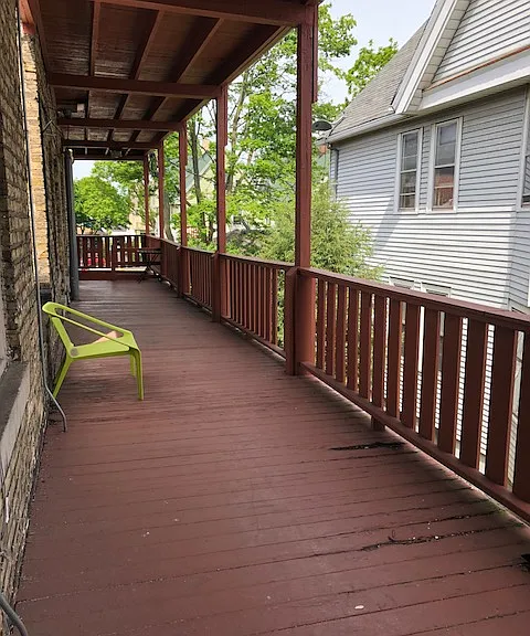 2130 E Locust St — Photo 2