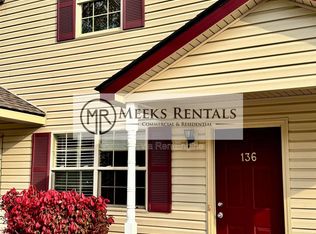 Colonial Townhomes, Hurricane, WV 25526