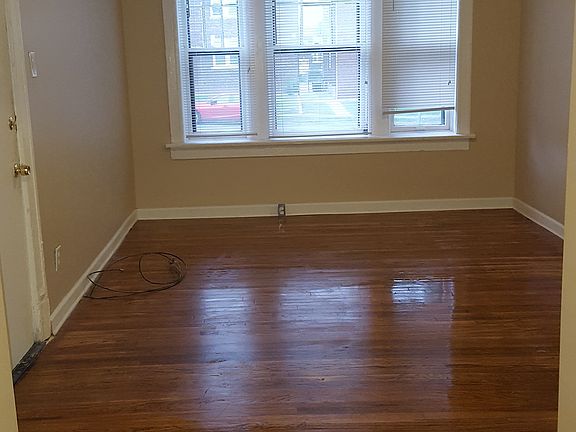 4th image of 4984 Chippewa St APT 1E