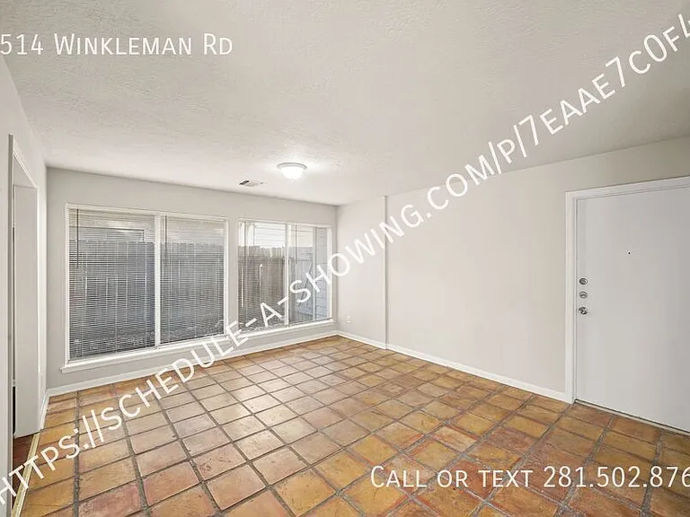 6514 Winkleman Rd — Photo 2
