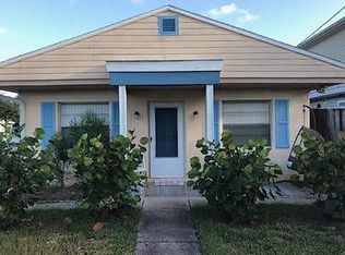 405-407 S Cooper St, New Smyrna Beach, FL 32169
