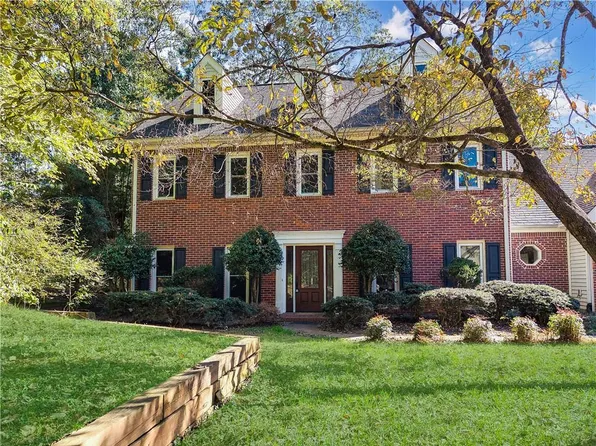 11775 Highland Colony Dr, Roswell, GA 30075