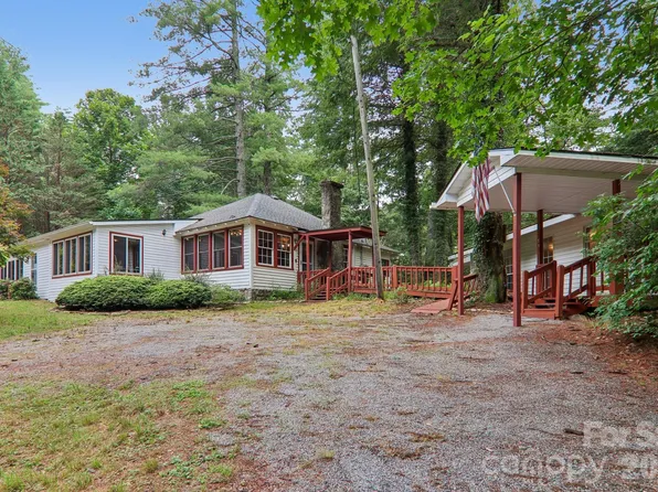 61 Bo Diddly Ln, Cedar Mountain, NC 28718