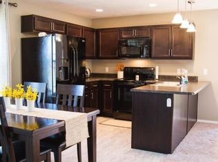 1087 S Tanner Dr, Springfield, MO 65802