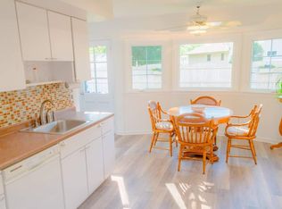 43 Skylark Pl, Clark, NJ 07066