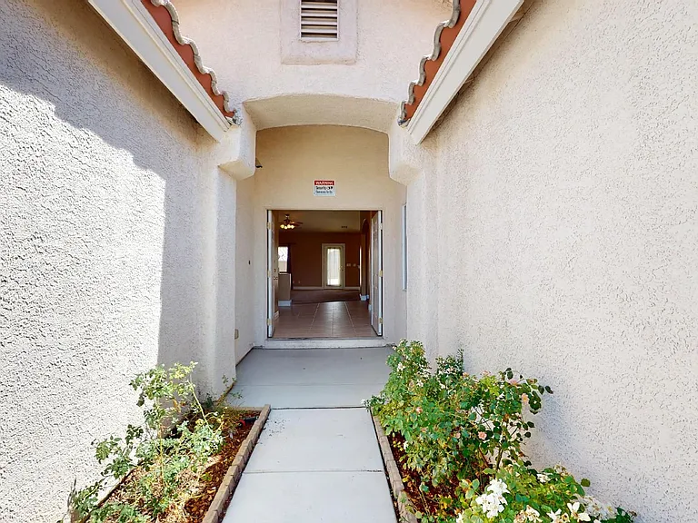 8961 Warm Glow Way — Photo 4