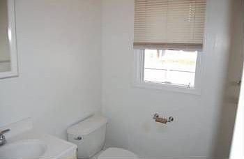 3rd image of 22 Chestnut St