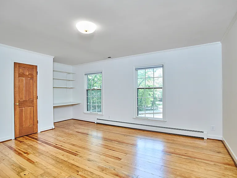 Large bedroom upstairs with office nook.