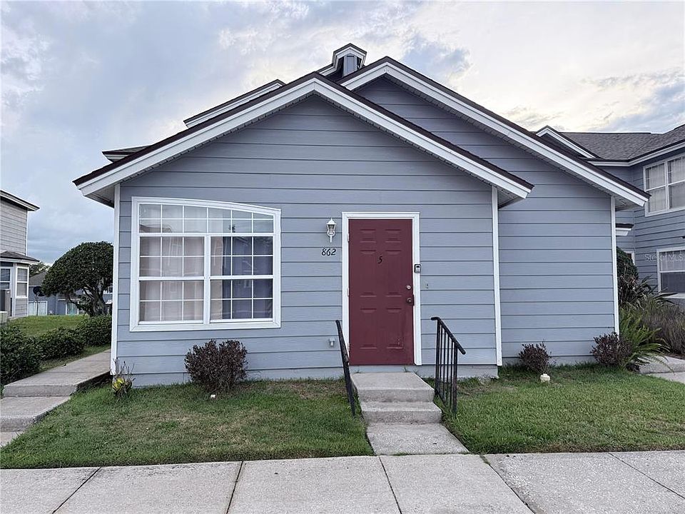 1st image of 862 Caribbean Dr #B