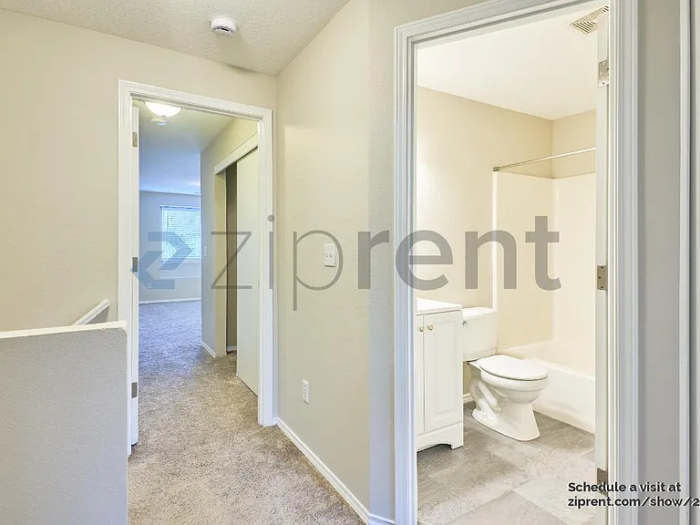 43 SW 206th Ave — Photo 12