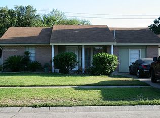 3808 Newton Dr, Pasadena, TX 77503