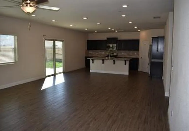 2430 Quesada Dr #2 — Photo 7