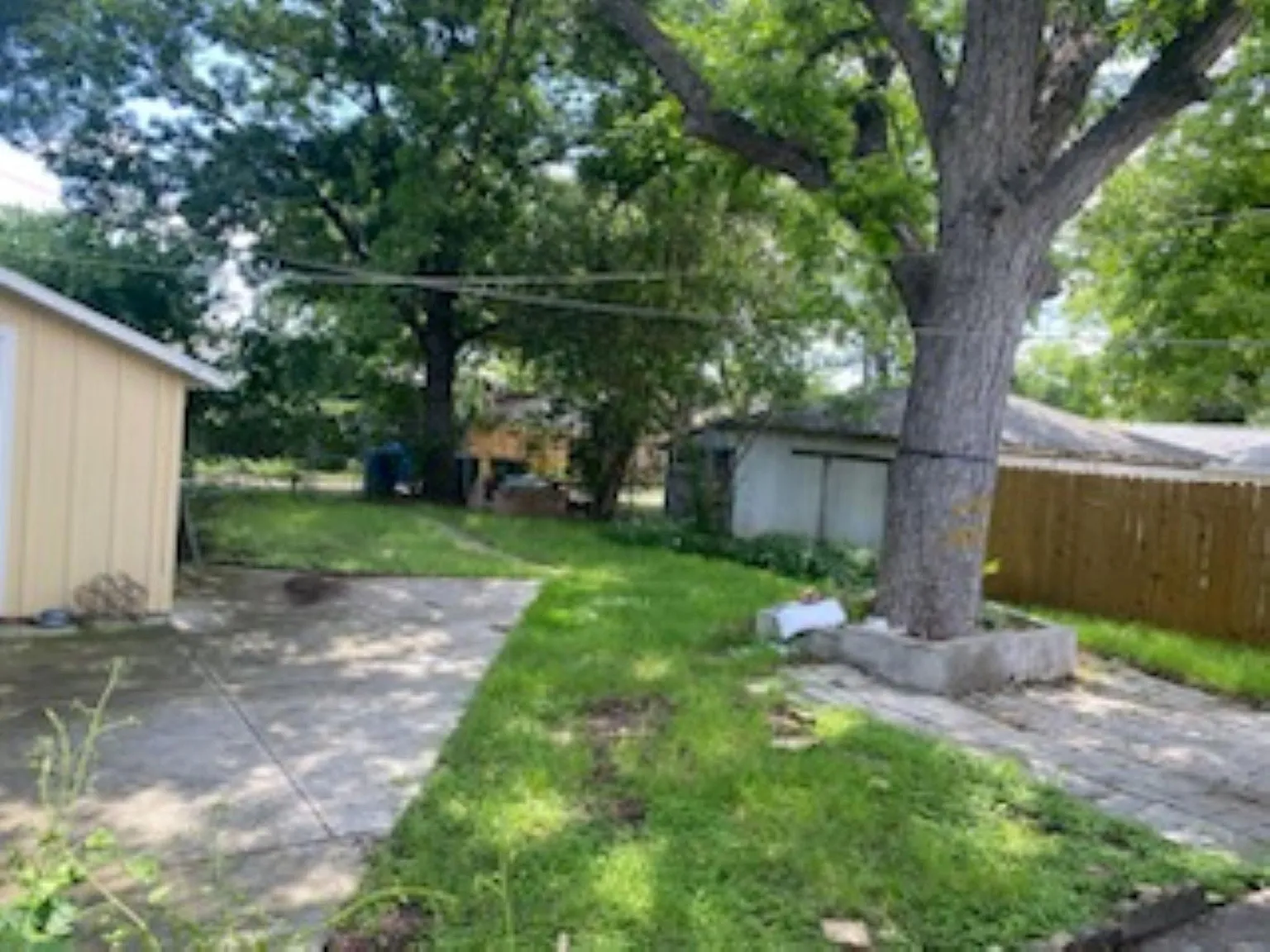 3 bed, 1330 sqft, $1,545 — Photo 2