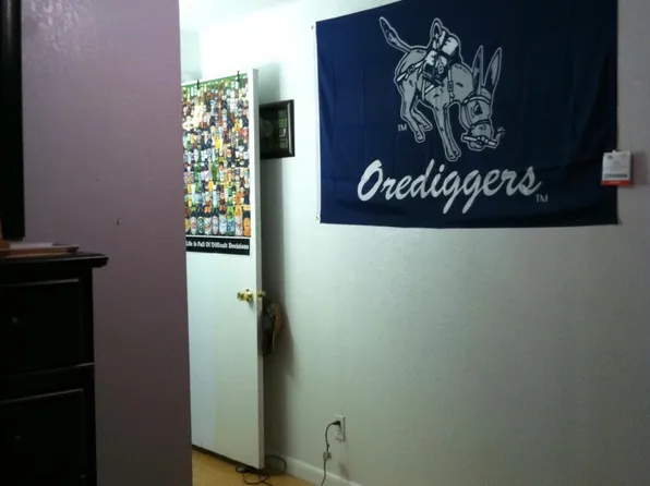 (undisclosed Address), Golden, CO 80403