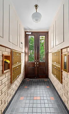 Sold by Engel & Völkers New York Real Estate | media 20