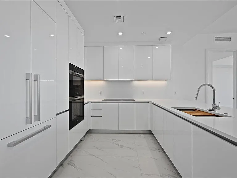 220 Lake Shore Dr #1113 — Photo 6