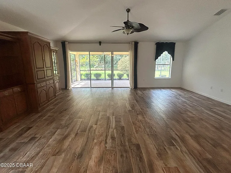 665 Elk River Dr — Photo 5