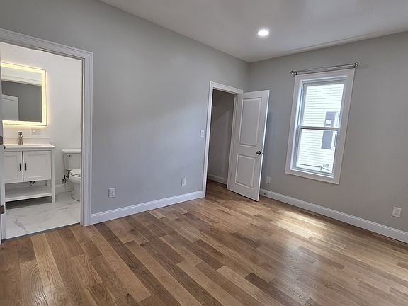 2nd image of 56 Pinckney St
