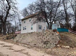 608 23rd St, Des Moines, IA 50312