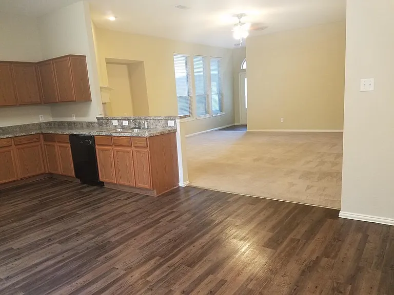 6103 Ridan Ln — Photo 15