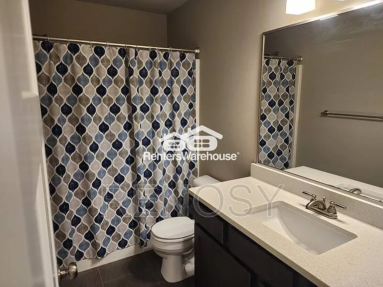 2829 NW Lois Ln — Photo 17