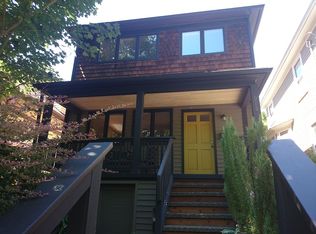 915 25th Ave, Seattle, WA 98122