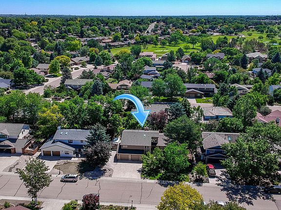 3rd image of 1234 Twin Peaks Cir