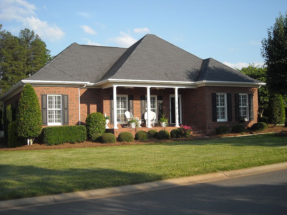194 Lake Commons Drive