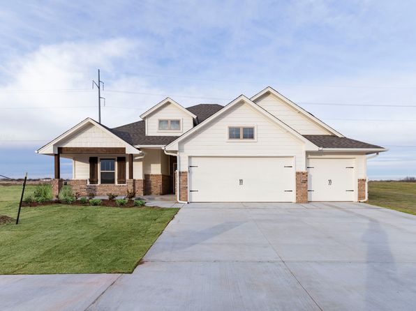 Blue Spruce Half Bath Plan, Broadmoore Heights