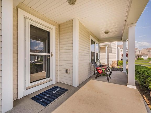 3rd image of 8451 Haleigh Woods Dr