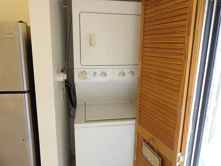 604 Sea Pine Way #A — Photo 7