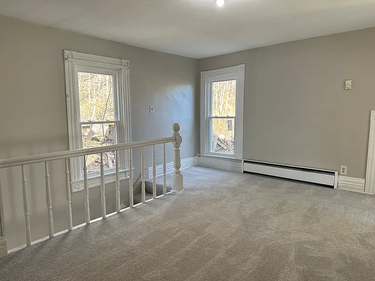 252 E Main St — Photo 21