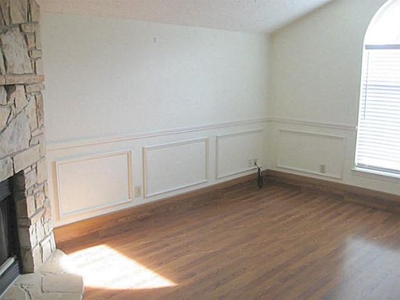 5th image of 4729 Birchbend Ln