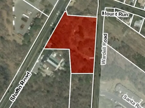 104 Wardell Rd, Tinton Falls, NJ 07753
