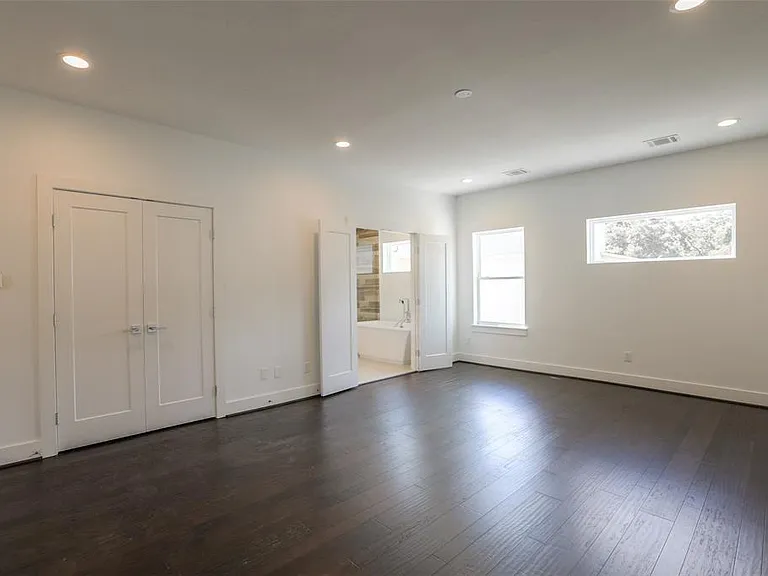 7714 Jacquelyn Oaks Rd — Photo 10