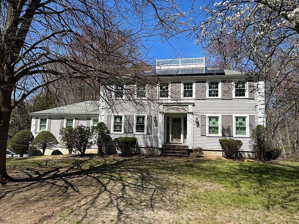 1st image of 9 College Pond Dr