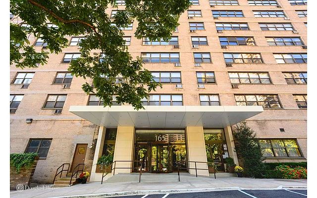 Sold by Douglas Elliman | media 28