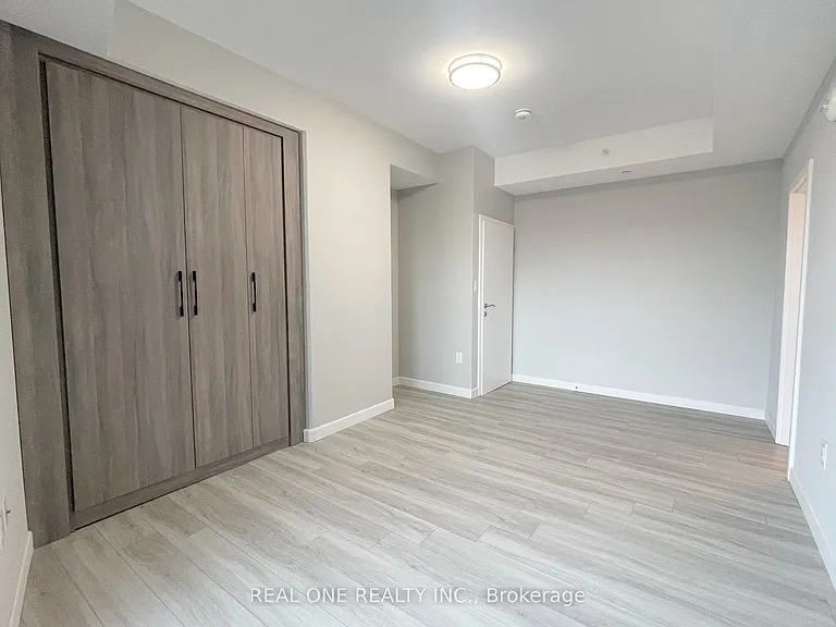 20 George St #2307 — Photo 13