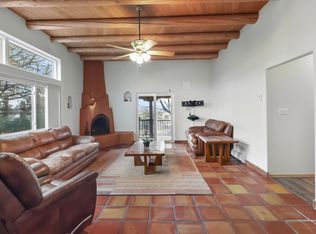 6440 Hoochaneetsa Blvd, Cochiti Lake, NM 87083