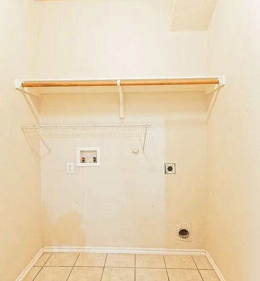 4009 Hidden Meadow Ct — Photo 13