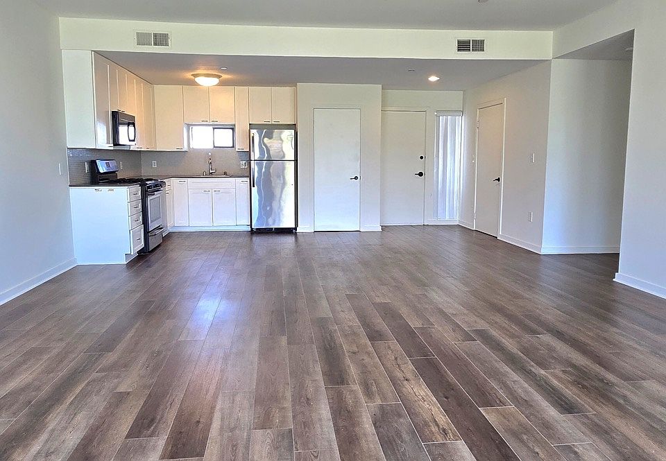 Open Kitchen Area