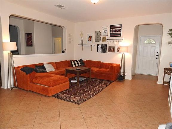 2nd image of 1033 Brighton Pl