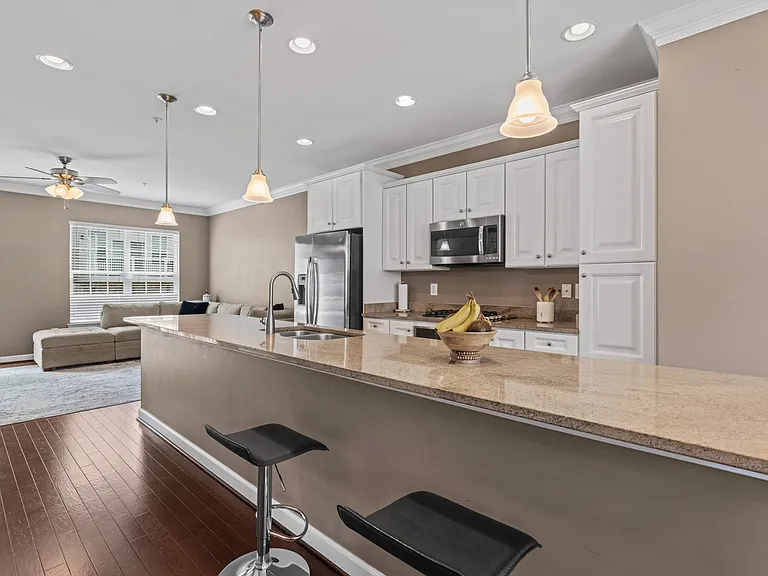 4718 Forest Pines Dr — Photo 6
