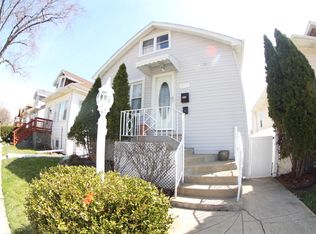 3717 N Osceola Ave, Chicago, IL 60634