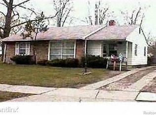 10280 Albany Ave, Oak Park, MI 48237